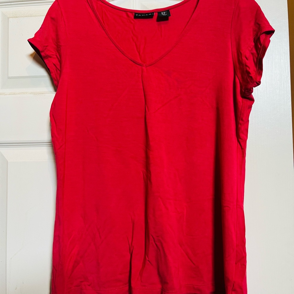 Red tshirt